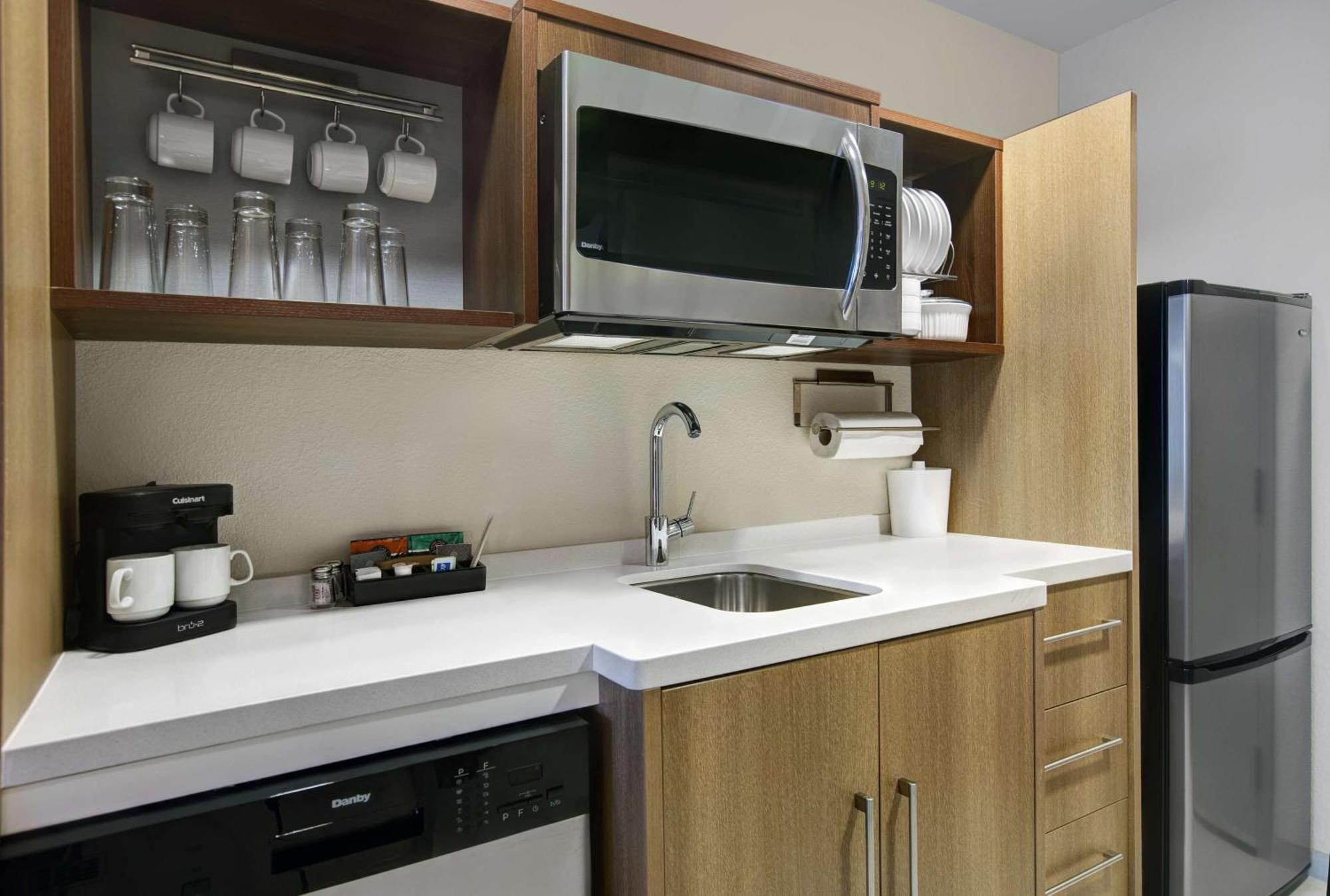 Home2 Suites By Hilton Richmond Ngoại thất bức ảnh